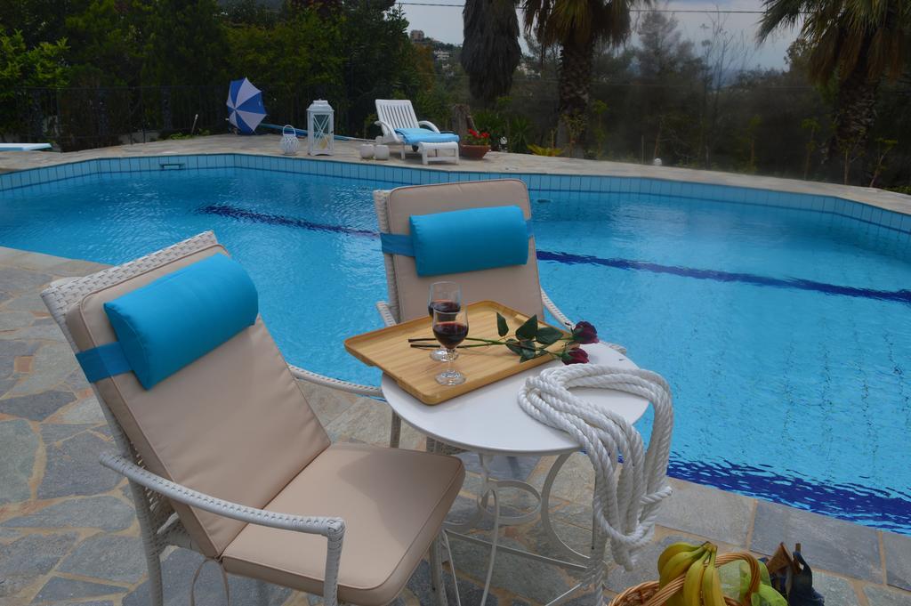 Villa Suites Lagonisi Luxury Eksteriør bilde